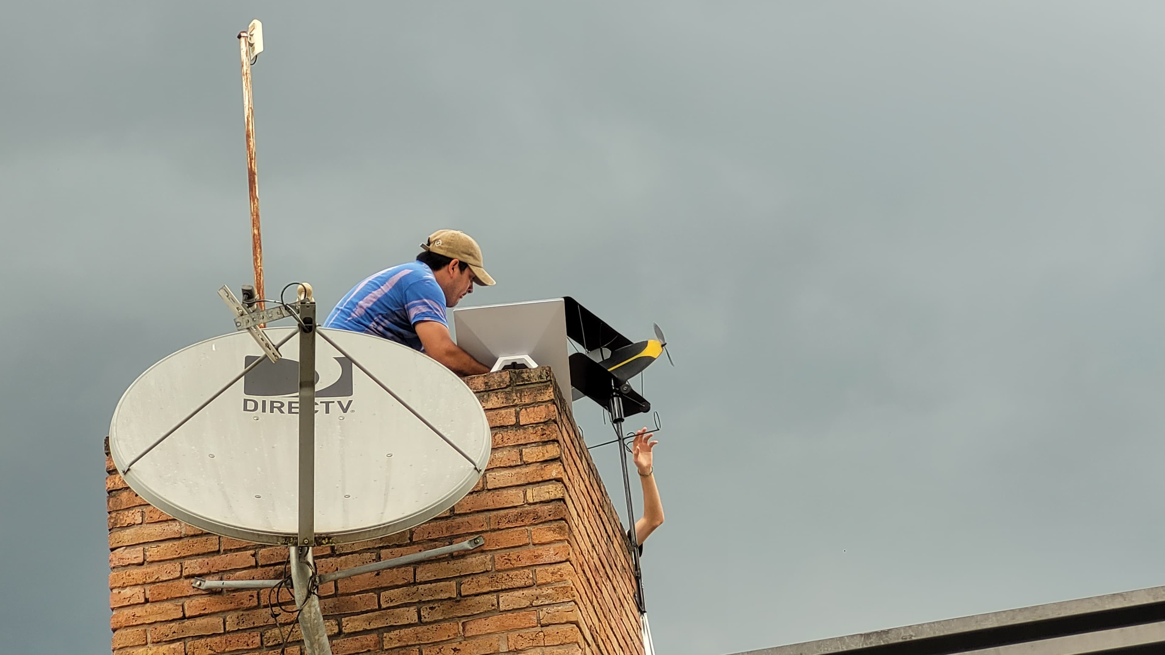 A Starlink user terminal and antenna installed at a rural home. Côte d'Ivoire's July launch targets exactly these low-density areas where fibre and mobile networks are uneconomic to build. Illustrative image; not photographed in Côte d'Ivoire.